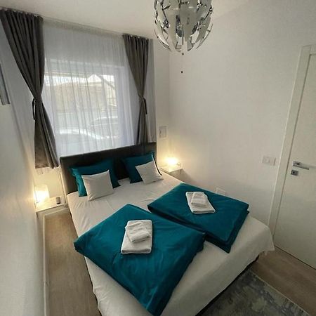 Phoenix Luxury Apartment Oradea Exterior photo