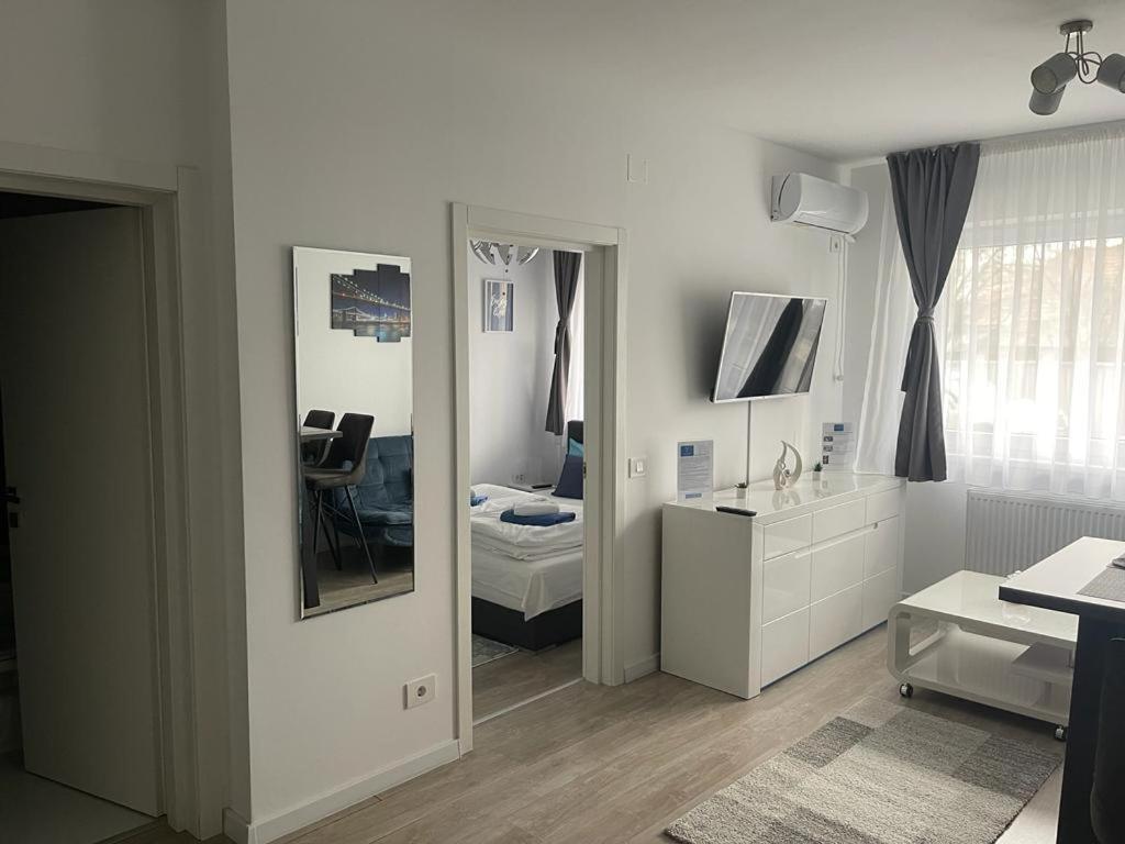 Phoenix Luxury Apartment Oradea Exterior photo